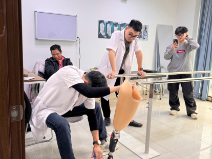 tư vấn thiết kế lắp chân giả 